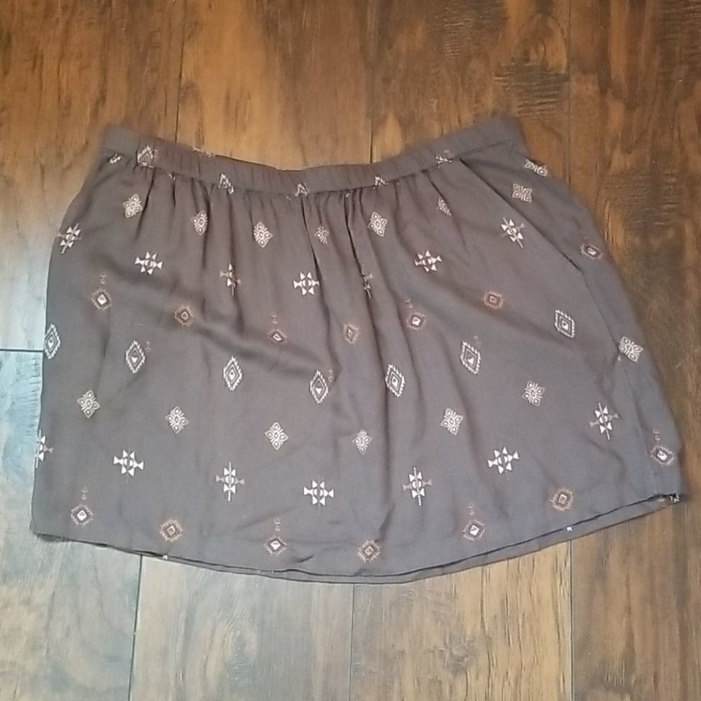 Hinge Tribal Print Skirt with Pockets